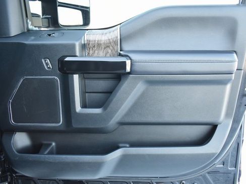 Used 2018 Ford F250 Lariat w/ Lariat Ultimate Package image 51