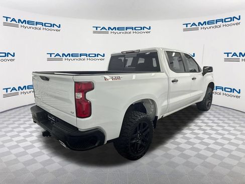 Used 2024 Chevrolet Silverado 1500 LT Trail Boss w/ Convenience Package II AWD/4WD image 5