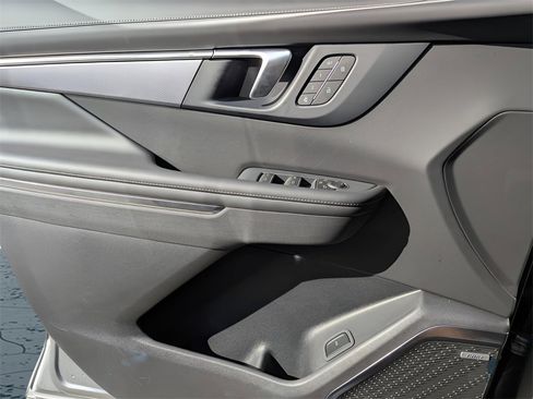 New 2026 Buick Enclave Sport Touring w/ Super Cruise Package image 12