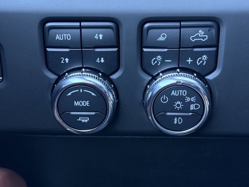 Used 2024 GMC Sierra 2500 Denali Ultimate image 29