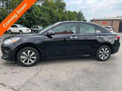 Used 2023 Kia Rio S w/ Technology Package FWD image 5