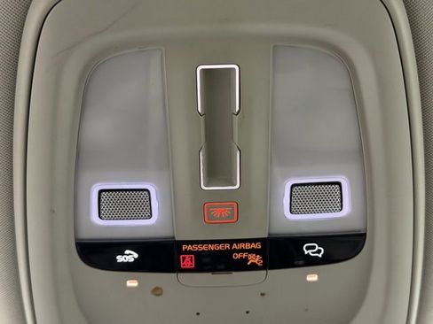 Used 2023 Volvo S60 B5 Plus image 20