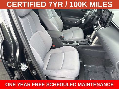 Used 2023 Toyota Corolla Cross AWD Hybrid image 9