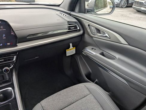 New 2026 Chevrolet Traverse LT image 19