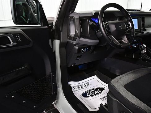 Used 2022 Ford Bronco Big Bend image 15
