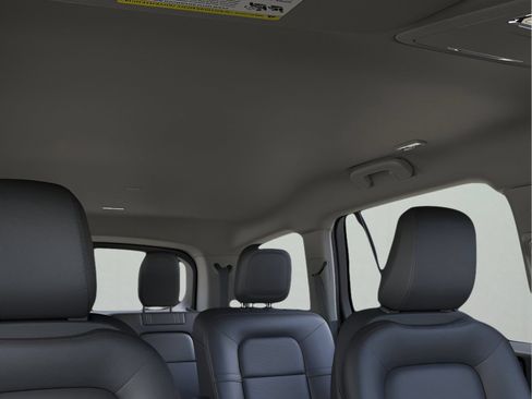 New 2026 Lincoln Aviator 2WD image 22