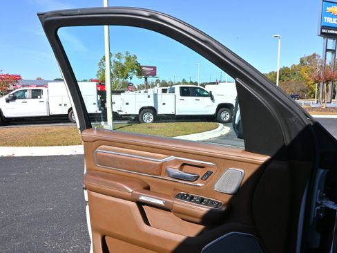 Used 2021 RAM 1500 Limited image 26