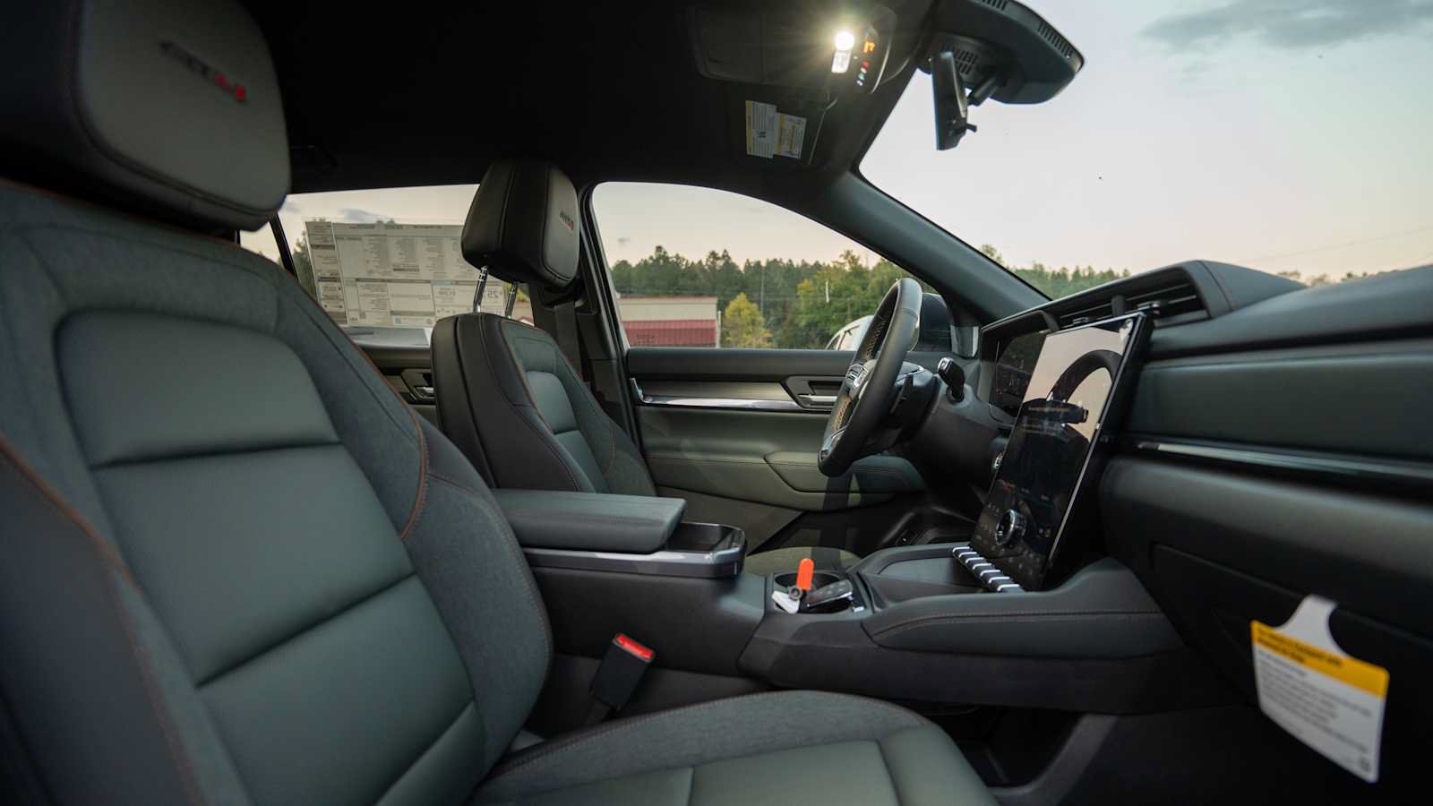 New 2027 GMC Terrain AT4 w/ Convenience Package III AWD/4WD image 9