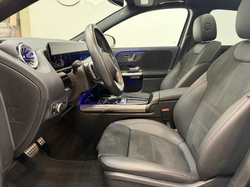 Certified 2024 Mercedes-Benz GLA 250 250 image 8