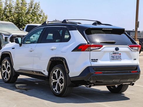 Certified 2024 Toyota RAV4 XSE w/ Premium Package AWD/4WD image 8