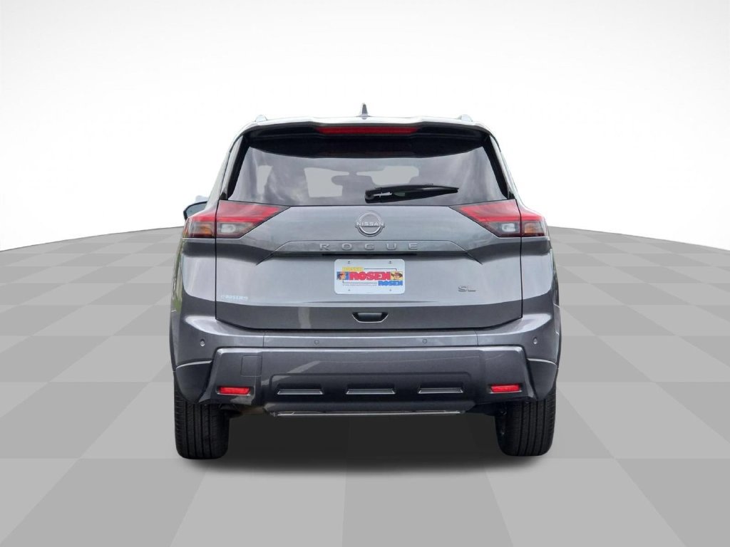 Used 2025 Nissan Rogue SL FWD image 4
