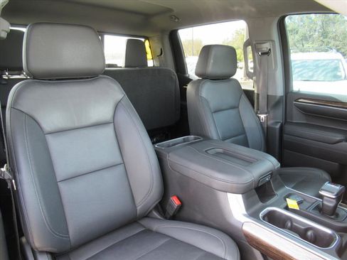 Used 2022 GMC Sierra 1500 Elevation w/ Elevation Premium Package image 11