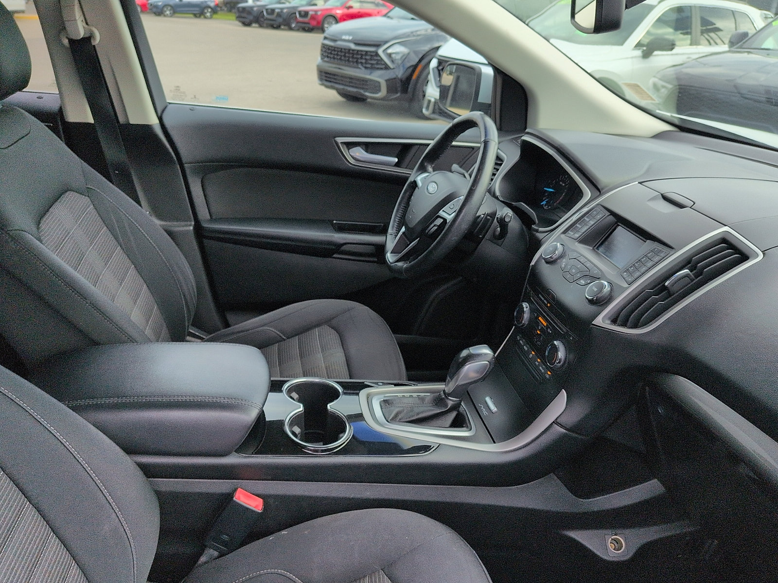 Used 2016 Ford Edge SEL FWD image 7