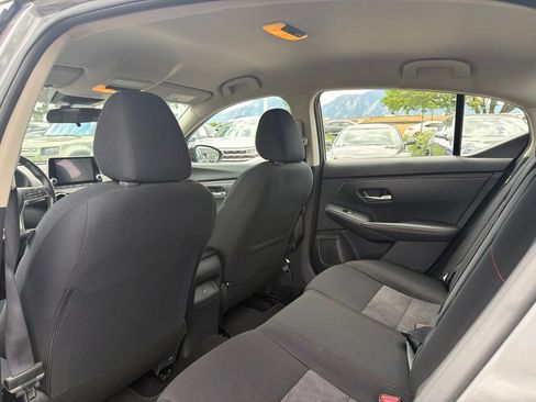 Used 2025 Nissan Sentra SR FWD image 21