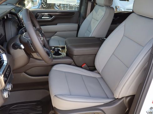 New 2026 GMC Yukon XL Elevation w/ LPO, Floor Liner Package image 19