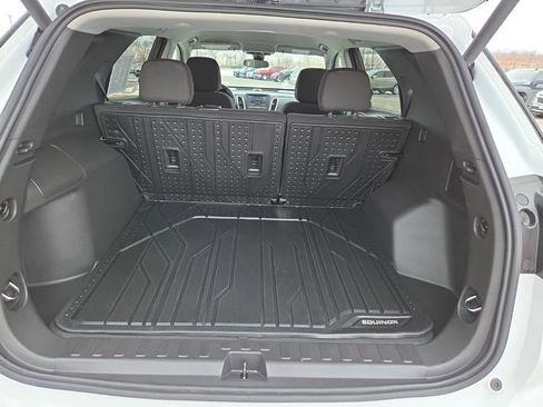 Certified 2024 Chevrolet Equinox LT w/ LPO, Floor Liner Package image 19