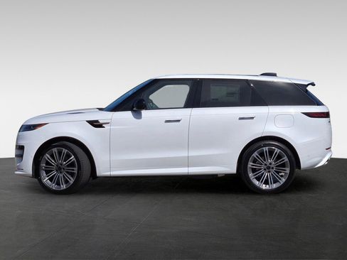 New 2026 Land Rover Range Rover Sport Dynamic SE AWD/4WD image 3