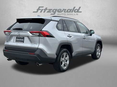 Used 2024 Toyota RAV4 XLE image 5