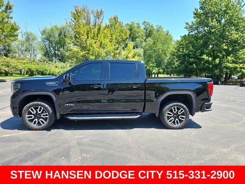 Used 2024 GMC Sierra 1500 AT4 w/ Technology Package AWD/4WD image 1