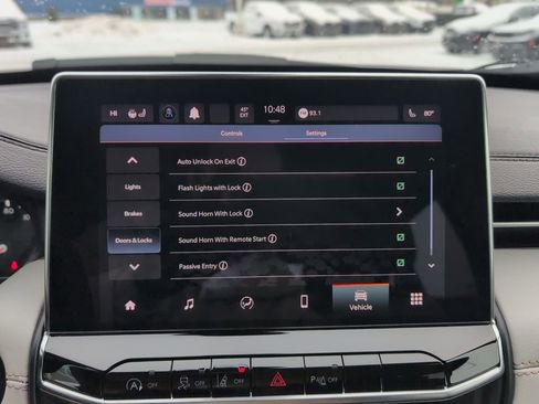 Used 2024 Jeep Compass Limited image 46