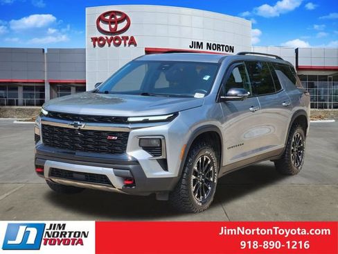 Used 2024 Chevrolet Traverse Z71 w/ Enhanced Driving Package AWD/4WD image 4