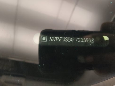Used 2015 Chevrolet Cruze LT FWD image 33