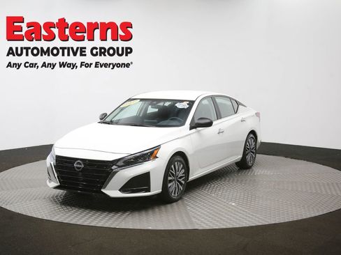 Used 2025 Nissan Altima 2.5 SV image 54