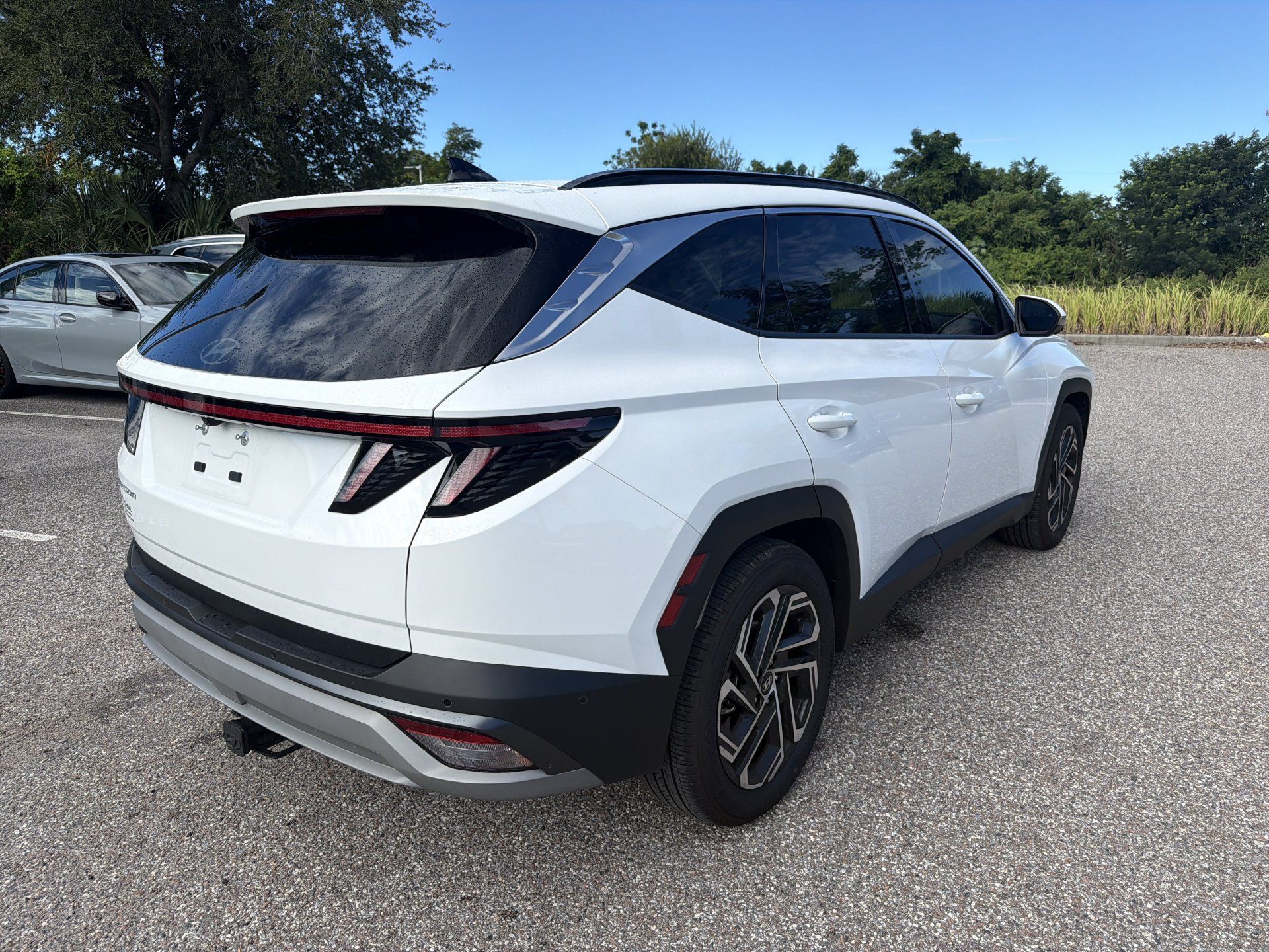 Used 2025 Hyundai Tucson Limited FWD image 4