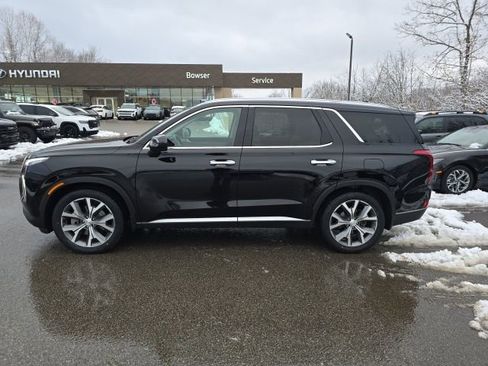 Used 2022 Hyundai Palisade SEL w/ Premium Package image 2