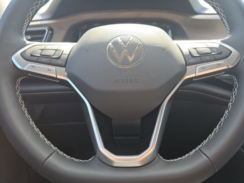 New 2026 Volkswagen Atlas SE image 21