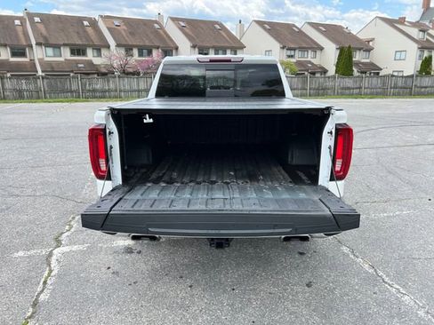 Used 2022 GMC Sierra 1500 SLT AWD/4WD image 29
