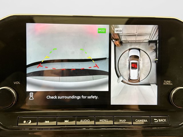 Used 2024 Nissan Pathfinder SL w/ SL Premium Package AWD/4WD image 16
