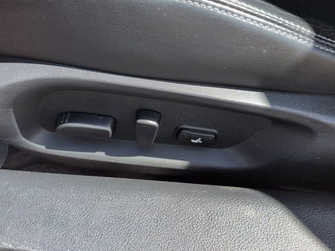 Used 2017 INFINITI Q60 Red Sport 400 image 18