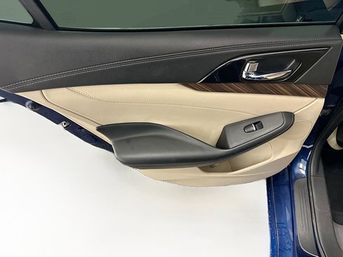 Used 2017 Nissan Maxima Platinum FWD image 26