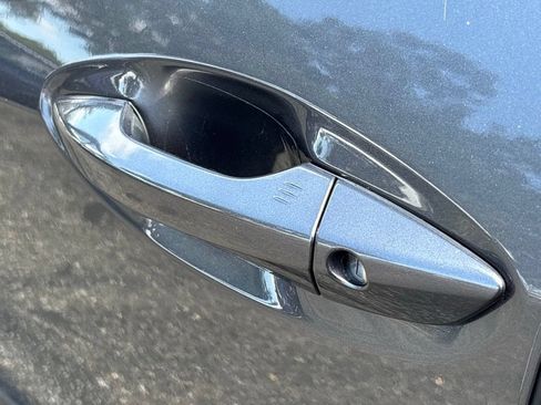 Used 2023 Acura TLX w/ Technology Package FWD image 11