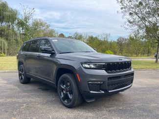 New 2025 Jeep Grand Cherokee L Limited w/ Black Appearance Package video 1