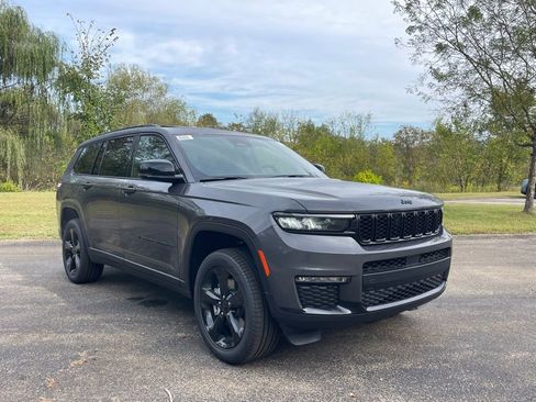 New 2025 Jeep Grand Cherokee L Limited w/ Black Appearance Package image 1
