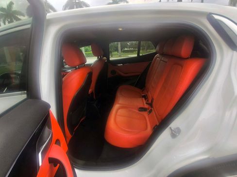 Used 2018 BMW X2 sDrive28i w/ Convenience Package FWD image 27