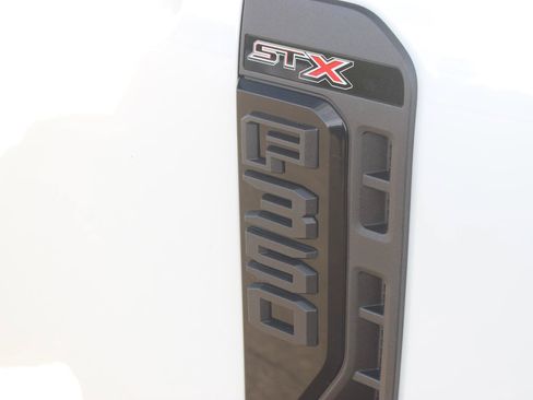 Used 2023 Ford F350 XL w/ STX Appearance Package AWD/4WD image 11