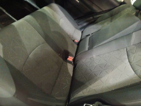 Used 2020 Toyota RAV4 XLE w/ Convenience Package AWD/4WD image 7