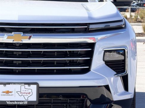 New 2026 Chevrolet Traverse High Country image 8