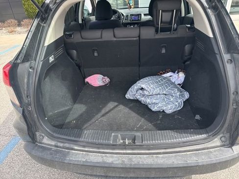 Used 2021 Honda HR-V LX image 5