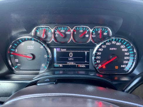 Used 2018 Chevrolet Silverado 1500 LT w/ LT Eassist Package image 25