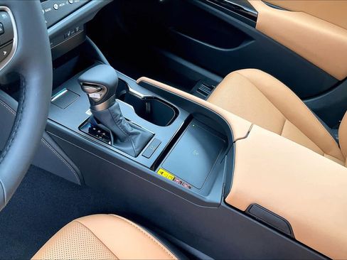 New 2025 Lexus ES 350 image 11