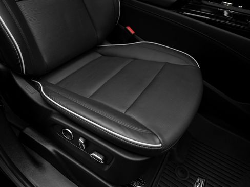 Used 2023 Cadillac Escalade Sport w/ LPO, ONYX Package AWD/4WD image 63