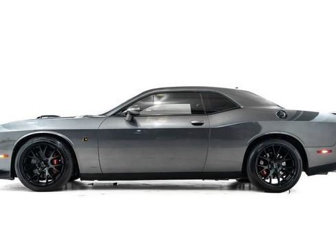 Used 2018 Dodge Challenger R/T Scat Pack image 10
