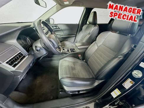 Used 2024 Mitsubishi Outlander SE FWD image 12