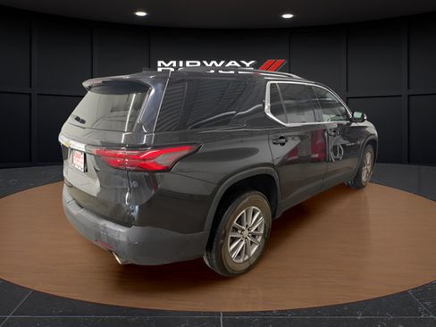 Used 2023 Chevrolet Traverse LT AWD/4WD image 4