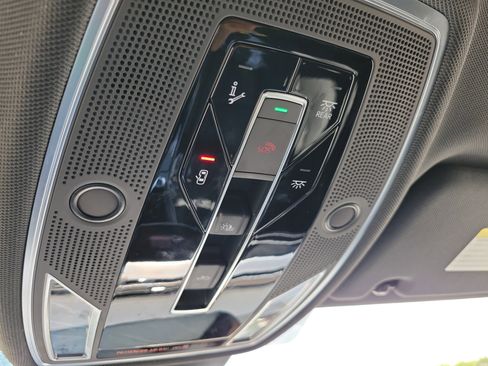 New 2026 Audi A8 L 3.0T AWD/4WD image 19