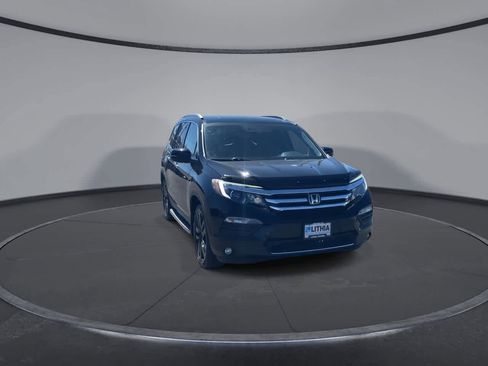 Used 2016 Honda Pilot Elite image 4